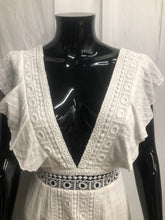 Load image into Gallery viewer, white v neck dress sample sale