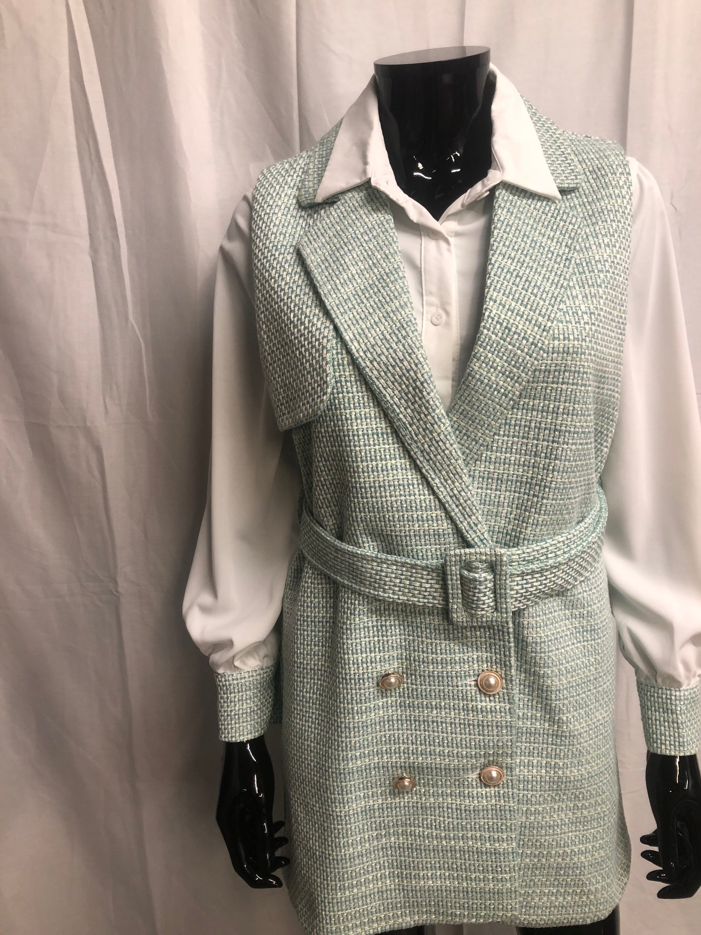 Mint two piece set  sample sale