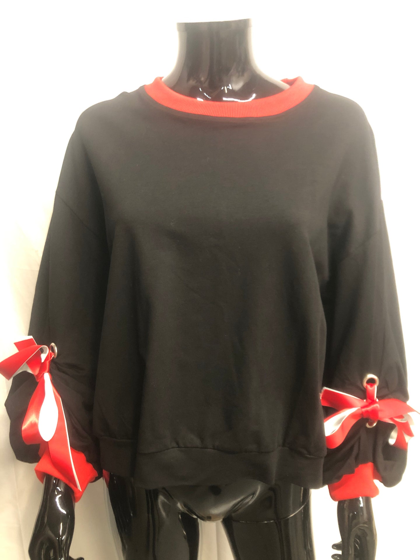 Black jumper with bow details sample sale